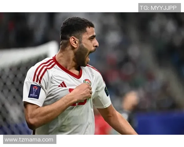 伊朗足球明星在多个球队的辉煌历程与成就分析