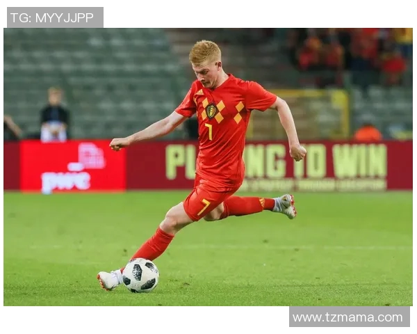 比利时足球明星海报展现璀璨球技与激情瞬间的视觉盛宴